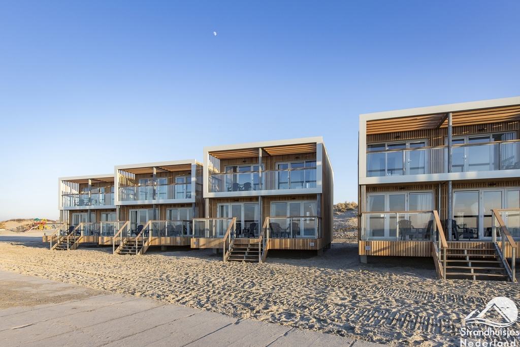 NIEUW Strandhuisje Hoek van Holland - Ruime en Luxe strandhuis NL.