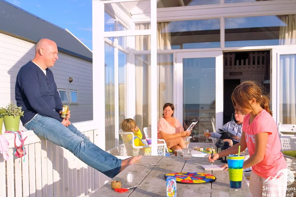 Huisje aan zee huren (met hond) Katwijk. ALLE STRANDHUISJES Katwijk
