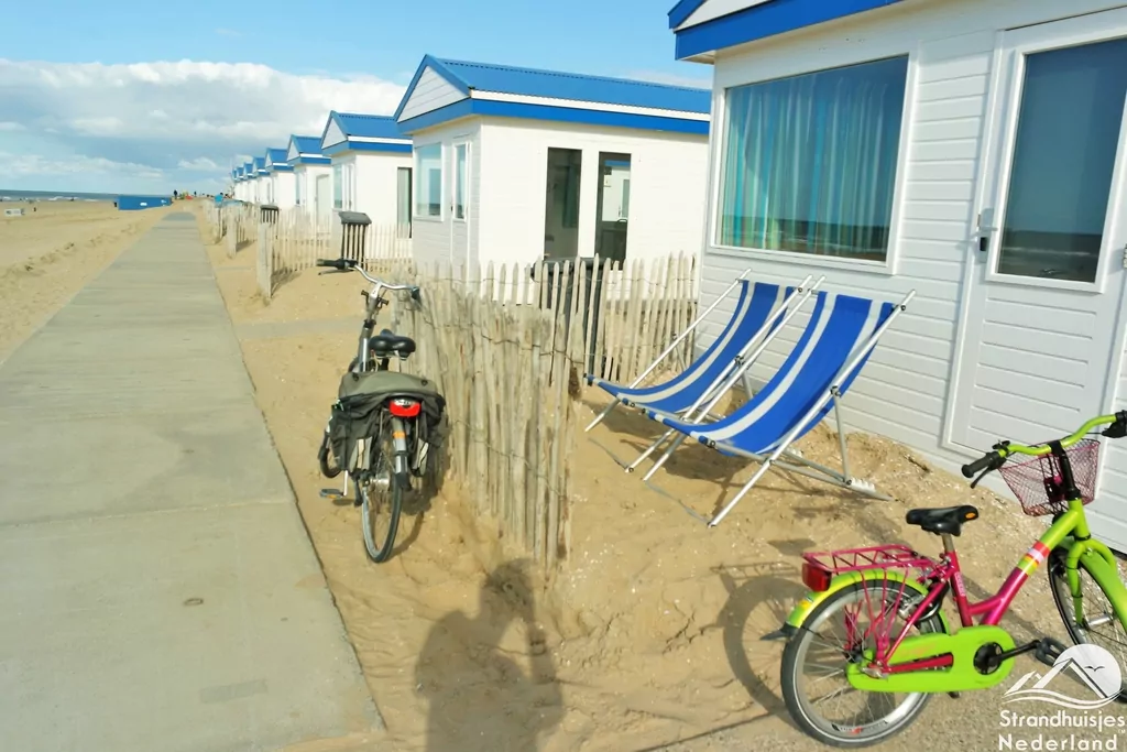 Huisje aan zee huren (met hond) Katwijk. ALLE STRANDHUISJES Katwijk